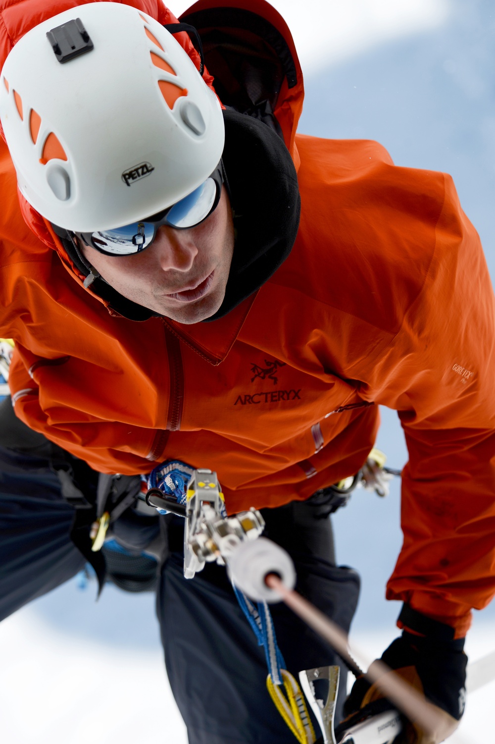 JBLM and NPS conduct mountain rescue training