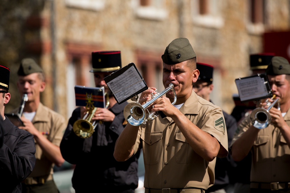 French, American Marines United through Music
