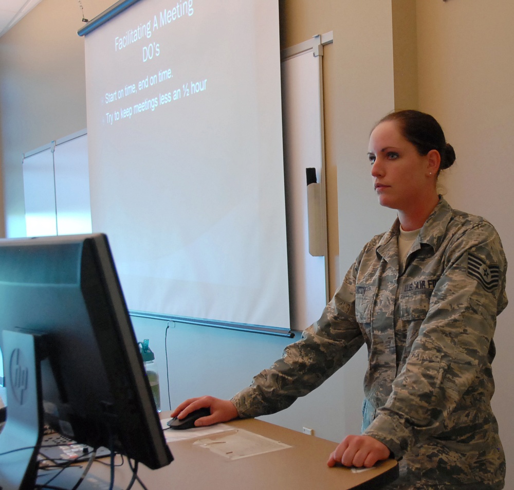 178th Wing connects with Springfield community through leadership program