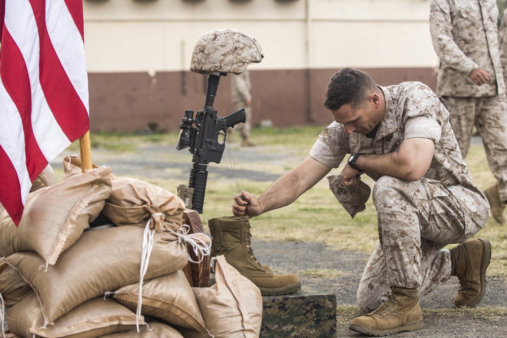 Honoring the Fallen: 15th MEU Marines pay respects