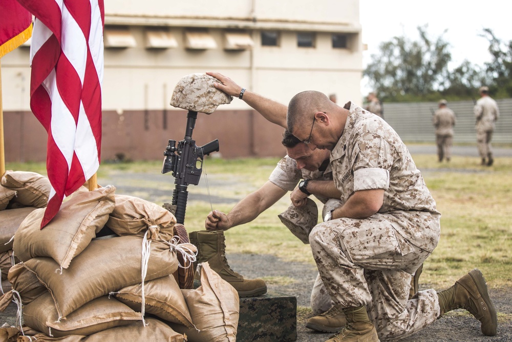 Honoring the Fallen: 15th MEU Marines pay respects