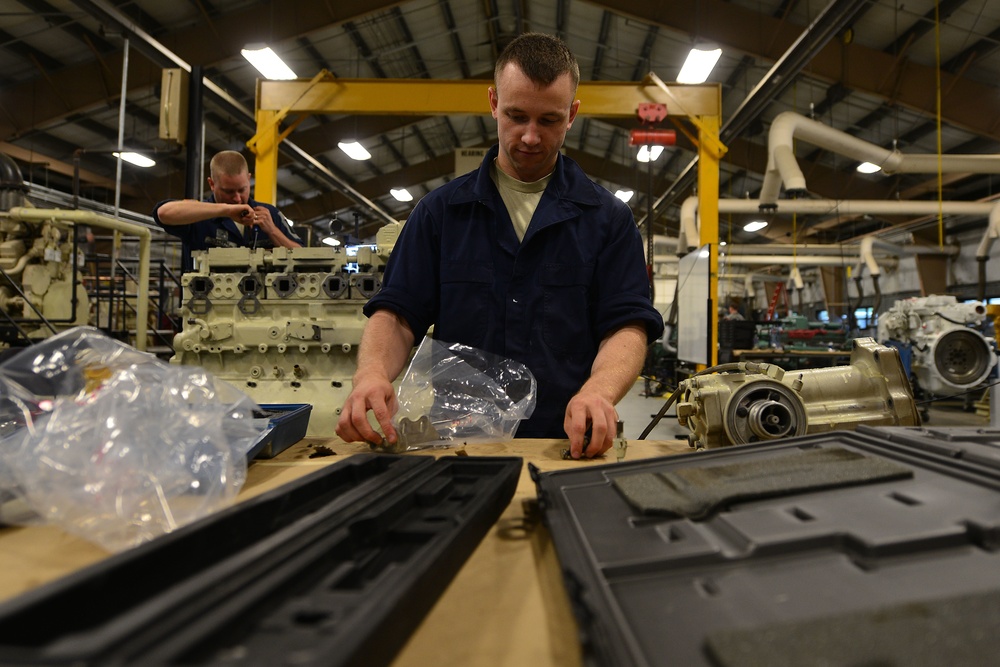 Soldiers learn to repair, maintain Army vessel machinery
