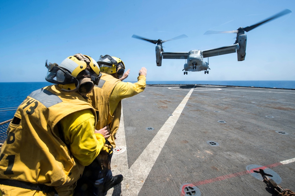 USS Fort McHenry operations