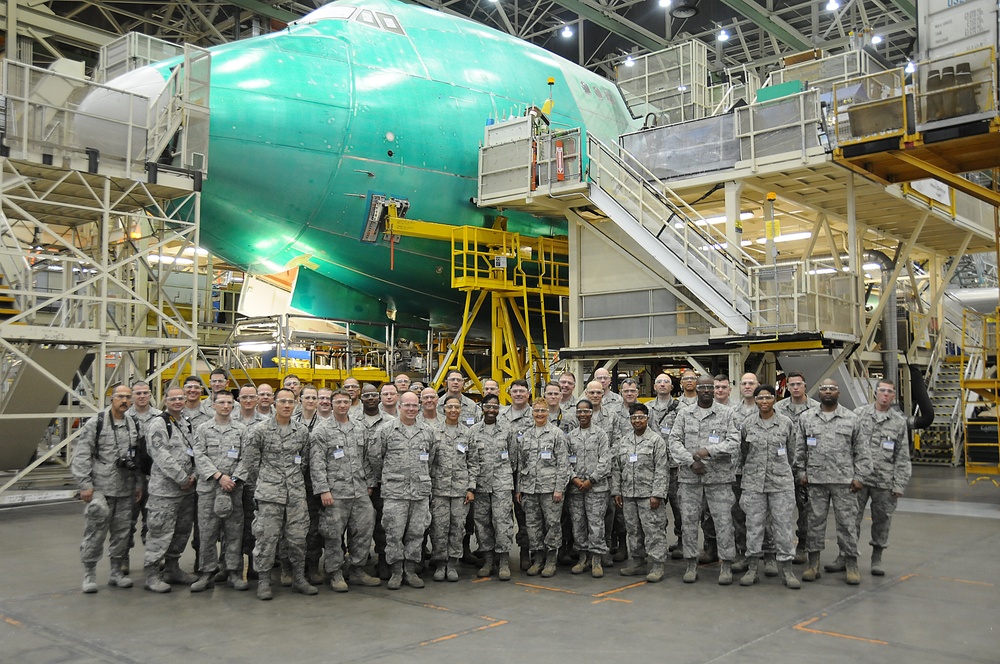 164th MXG Trip to Boeing Plant