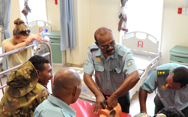 Medics meet, share experiences during Pacific Angel 15-4