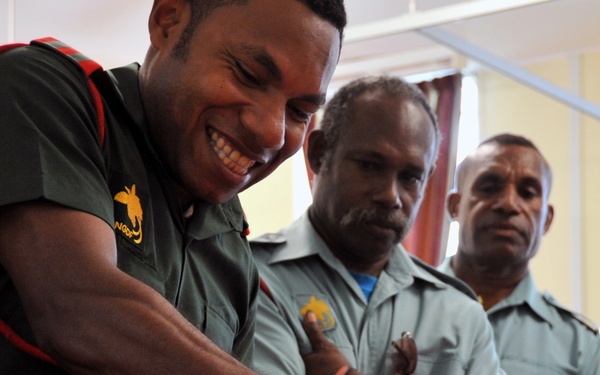 Medics meet, share experiences during Pacific Angel 15-4