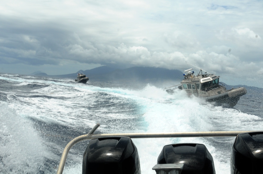Tradewinds 2015 noncompliant small boat pursuit drills