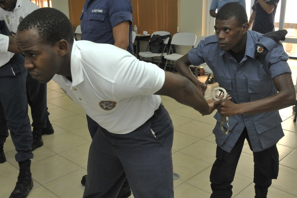 US Coast Guard, Caribbean partners perform maritime law enforcement drills