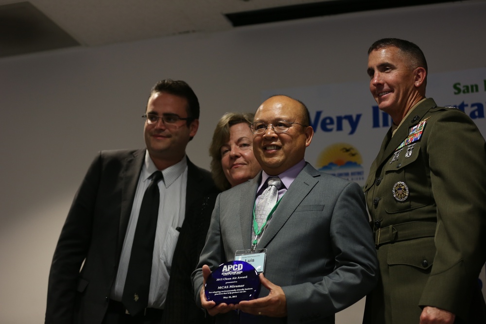 MCAS Miramar Wins Clean Air Award