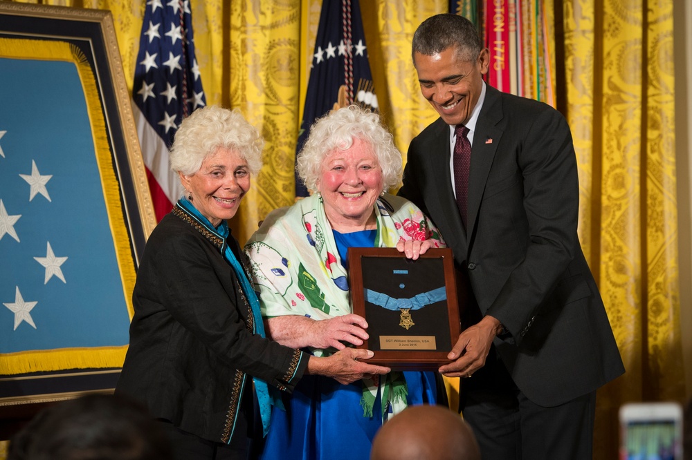 Obama honors two WWI Soldiers with Medals of Honor