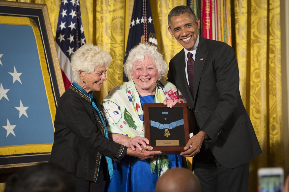 Obama honors two WWI Soldiers with Medals of Honor