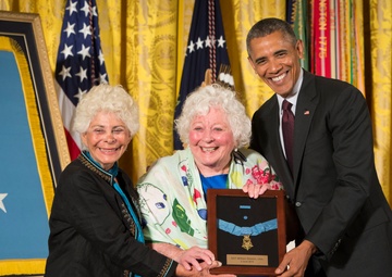 Obama honors two WWI Soldiers with Medals of Honor