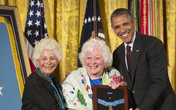 Obama honors two WWI Soldiers with Medals of Honor