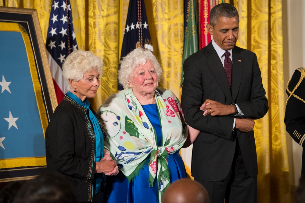 Obama honors two WWI Soldiers with Medals of Honor