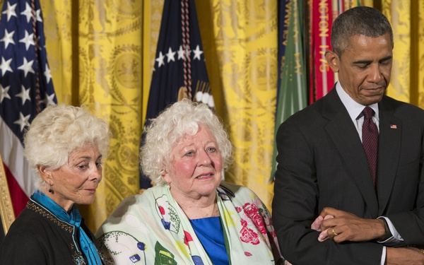 Obama honors two WWI Soldiers with Medals of Honor
