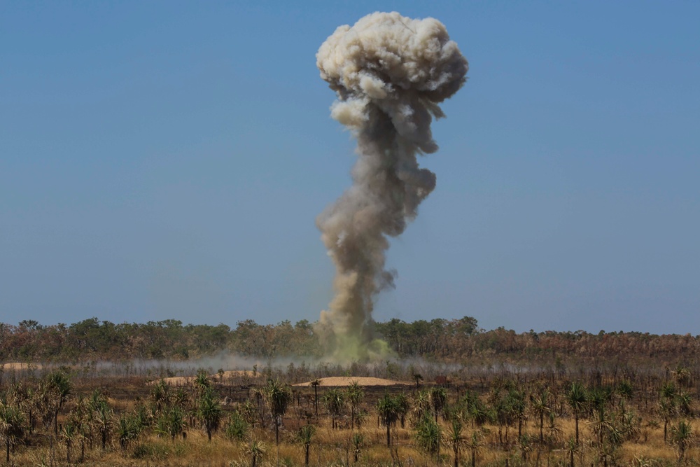 Marine engineers participate in demolition range during Exercise Predator Walk