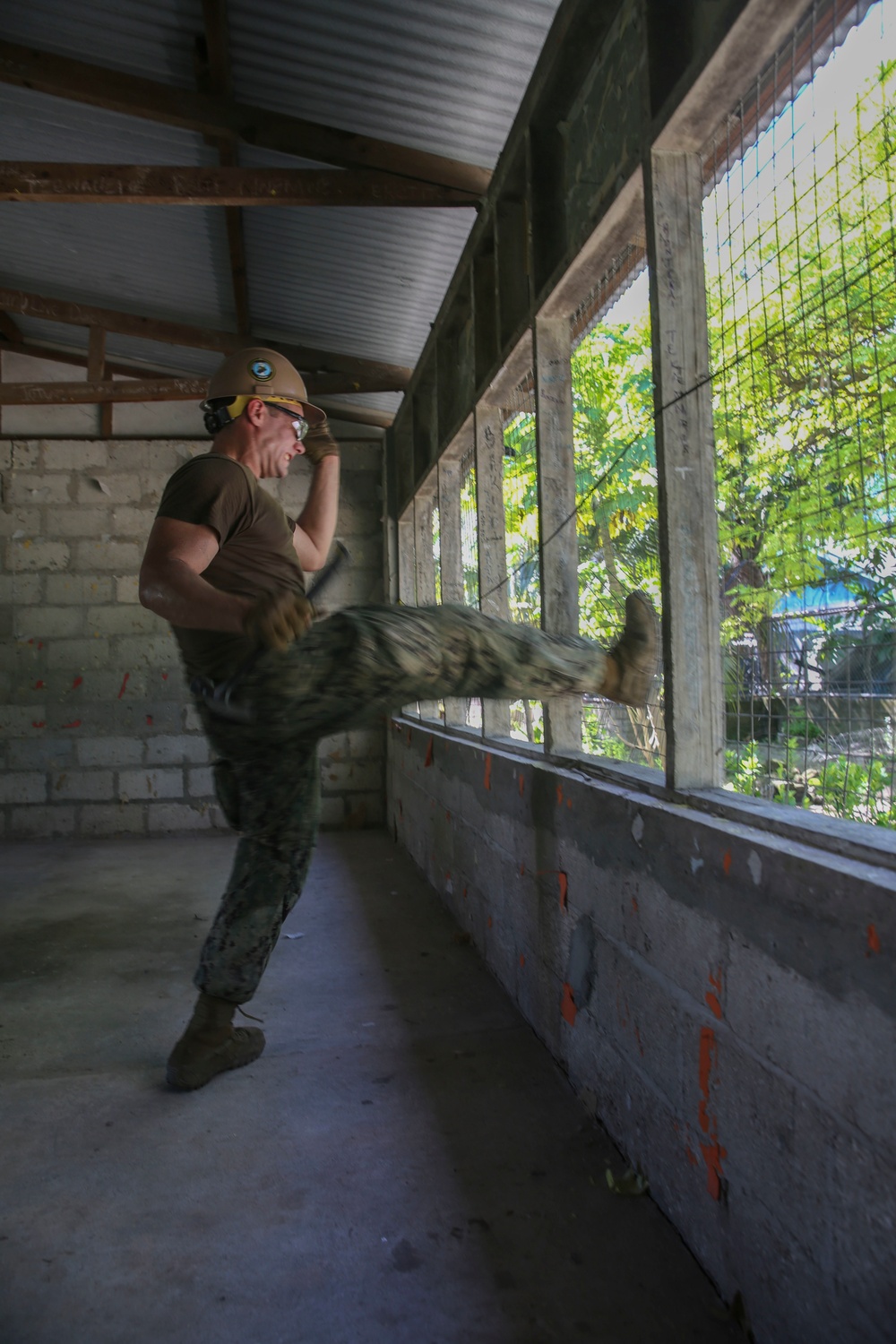 Seabees provide humanitarian support in Kirabati