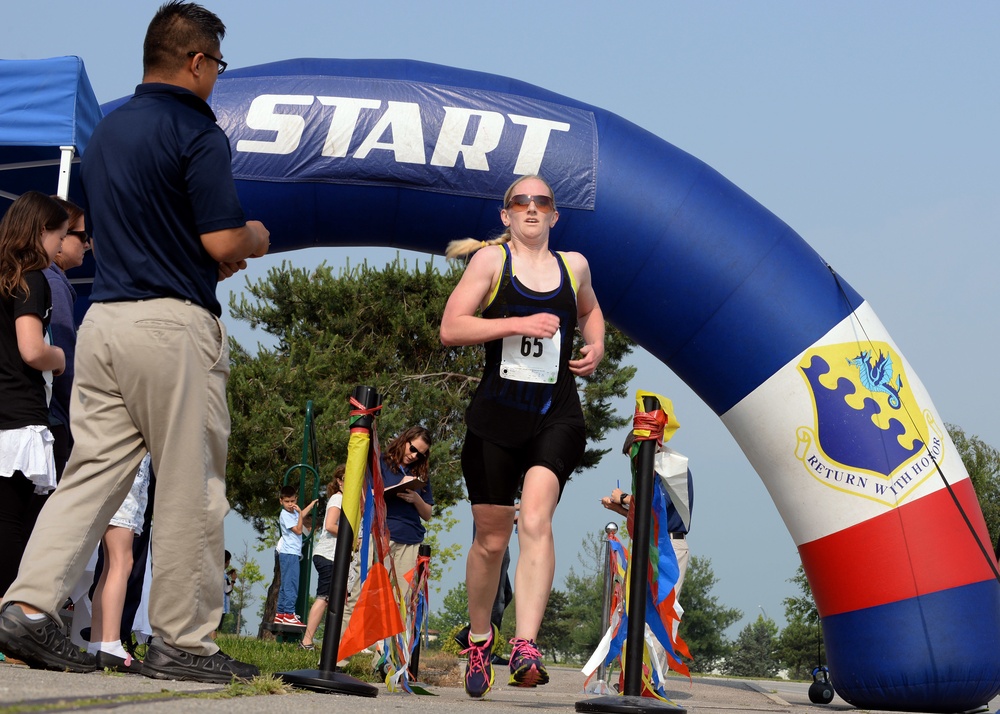 Triathletes conquer 2nd annual triathlon Triathletes conquer 2nd annual triathlon