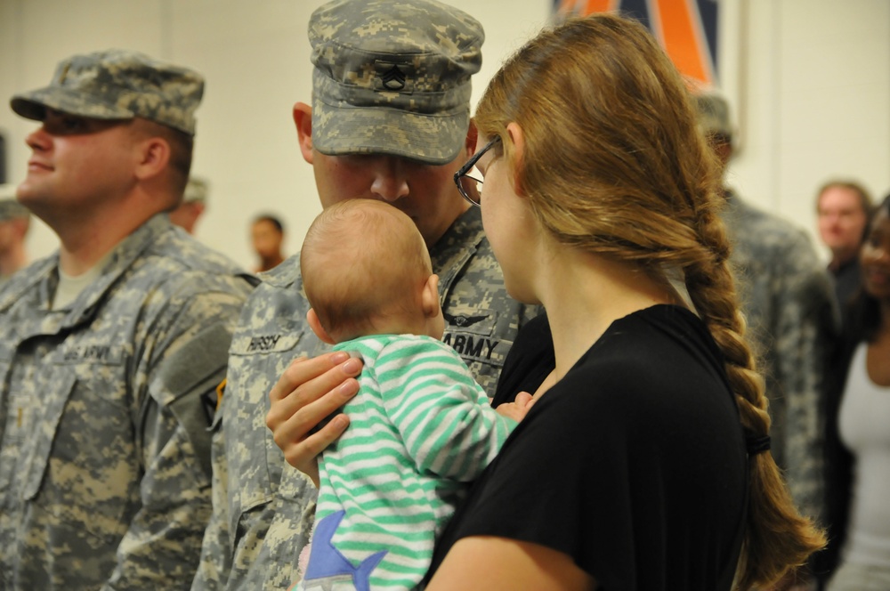 324th ESB troops prepare to deploy