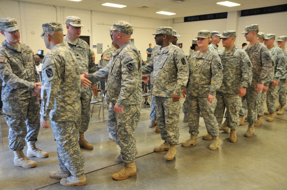 324th ESB troops prepare to deploy