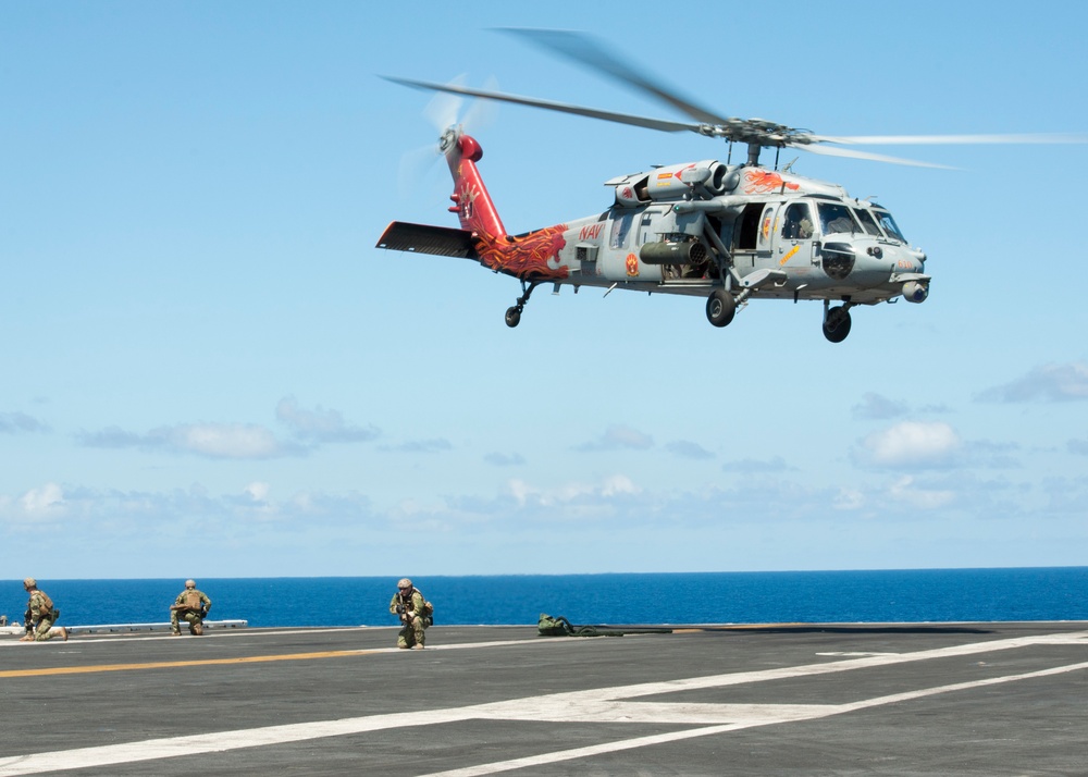 USS Carl Vinson tiger cruise