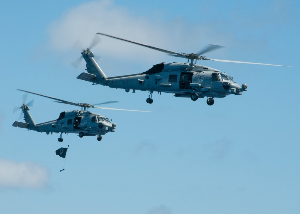 USS Carl Vinson tiger cruise