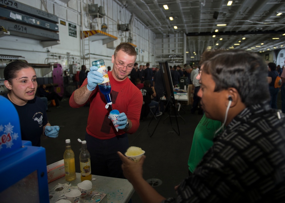 USS Carl Vinson tiger cruise