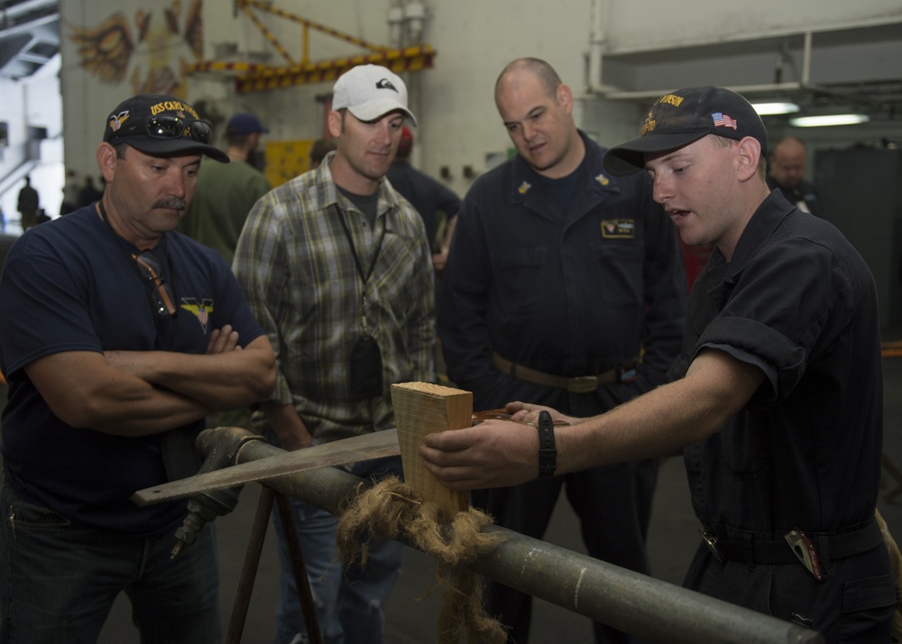 USS Carl Vinson tiger cruise