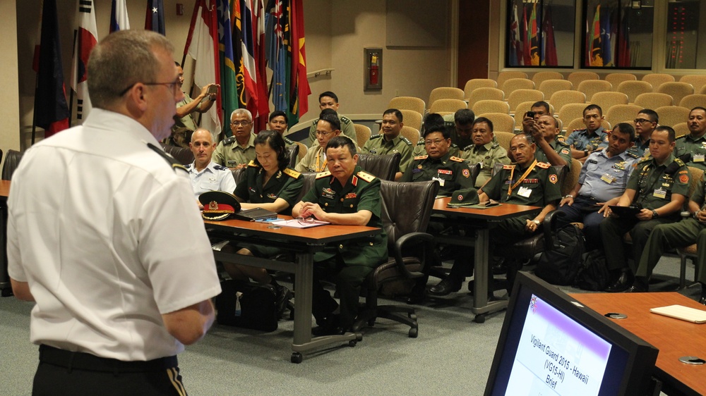 Hawaii National Guard hosts the Vigilant Guard/Makani Pahili 2015 exercise