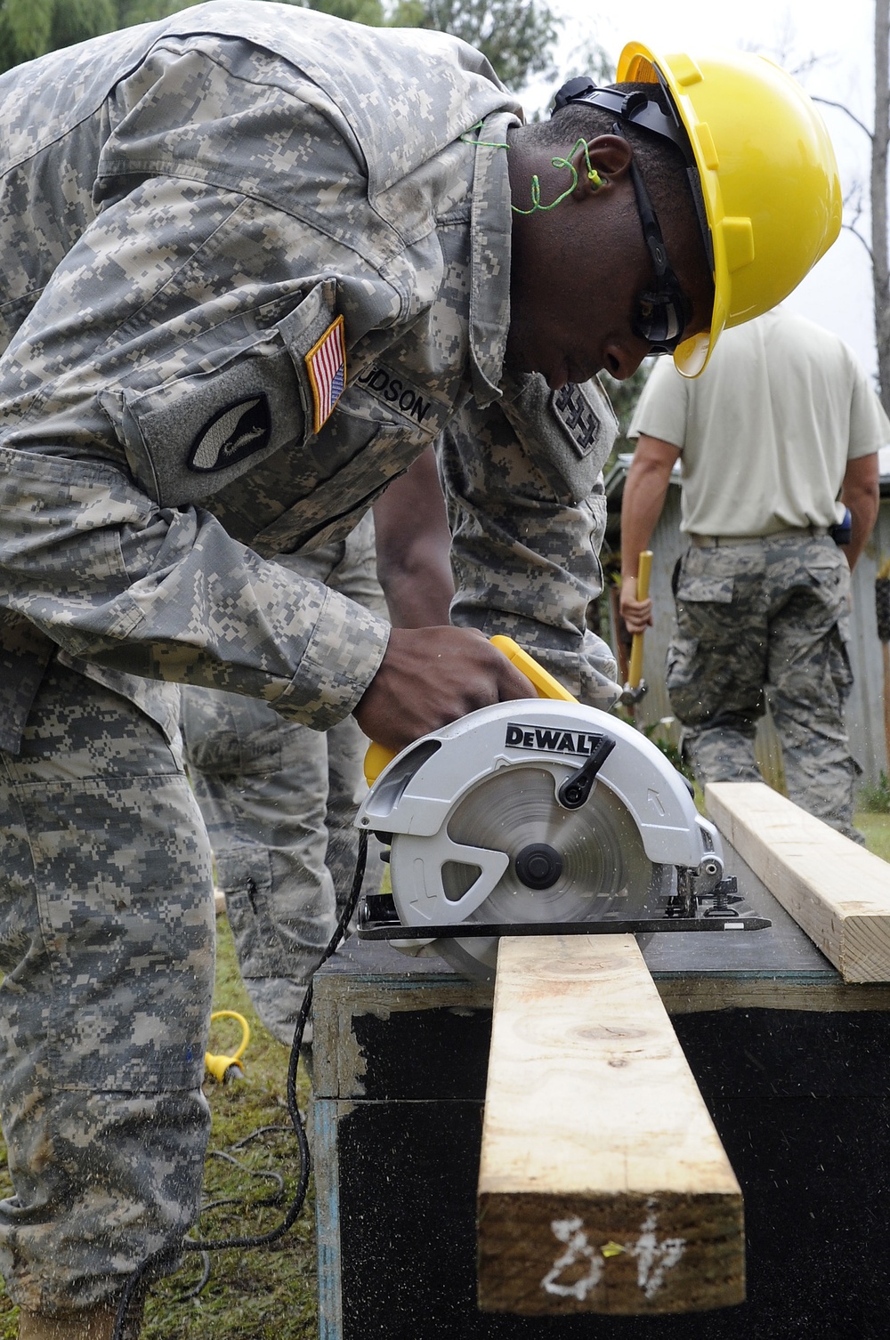 Civil engineers make improvements to school during Pacific Angel Papua New Guinea