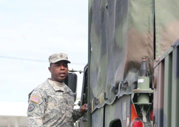 'The Trailer Whisperer' helps Reserve Soldiers move equipment safely