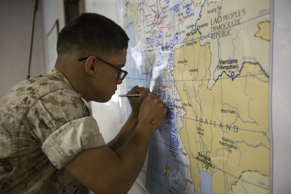MASS-1 Marines get hands on with air support requests during ASE drill