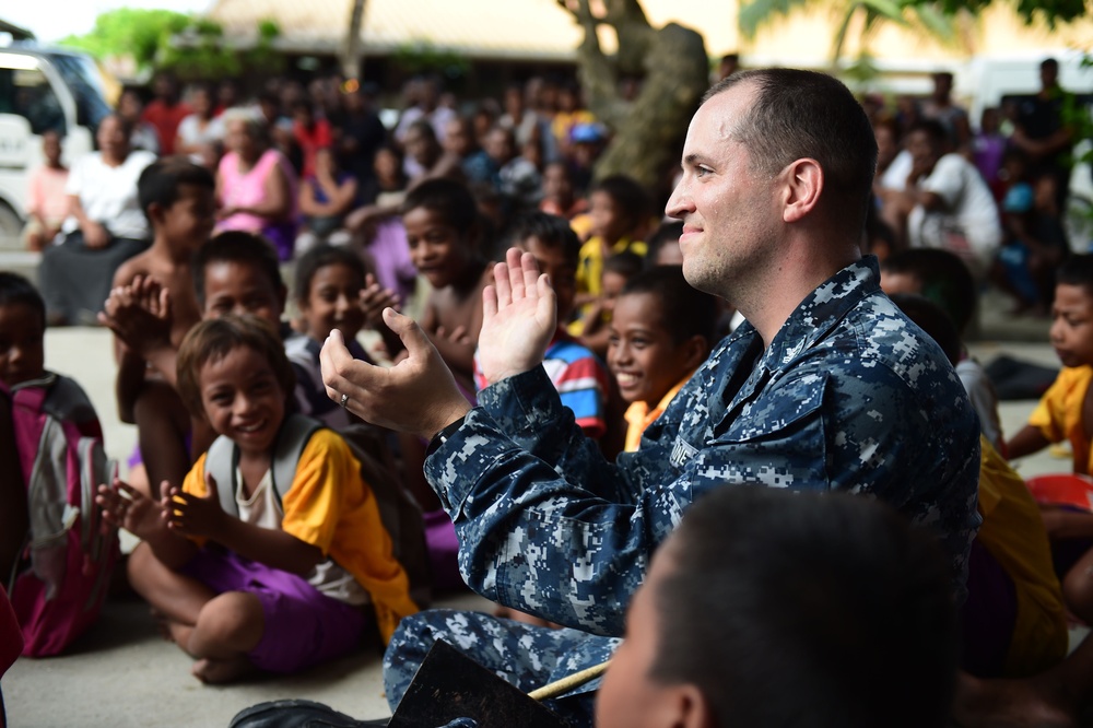 Pacific Partnership holds concert in Bairiki Square