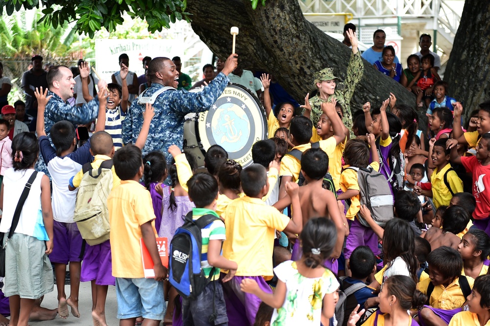 Pacific Partnership holds concert in Bairiki Square
