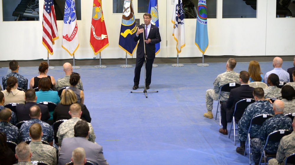 Secretary of Defense Ashton B. Carter visits Stuttgart