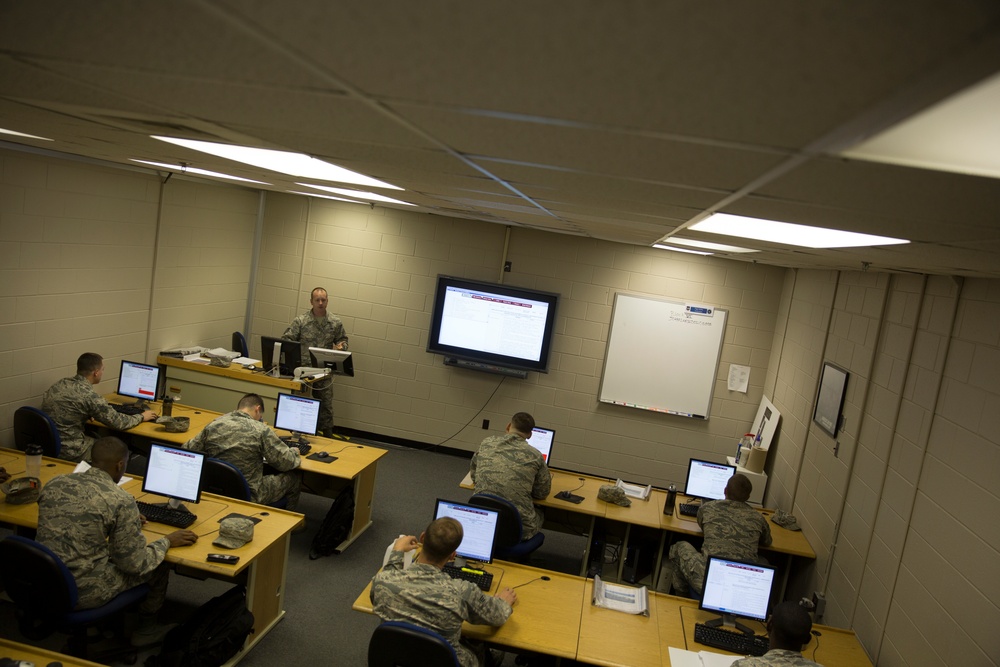 Joint service cooperation prepares airmen for flight line