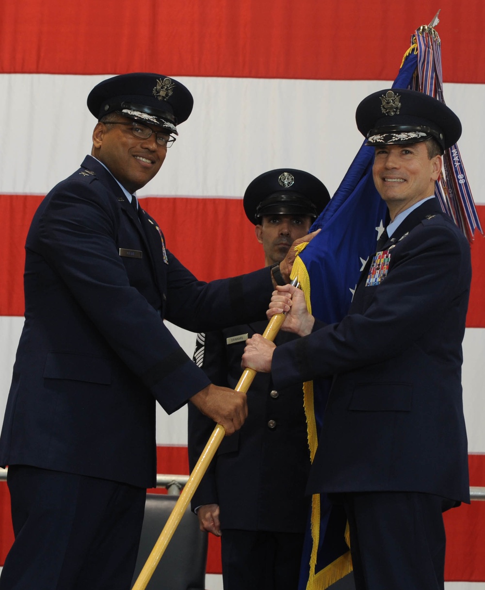 Continuing the legacy: Tibbets takes command of 509th Bomb Wing