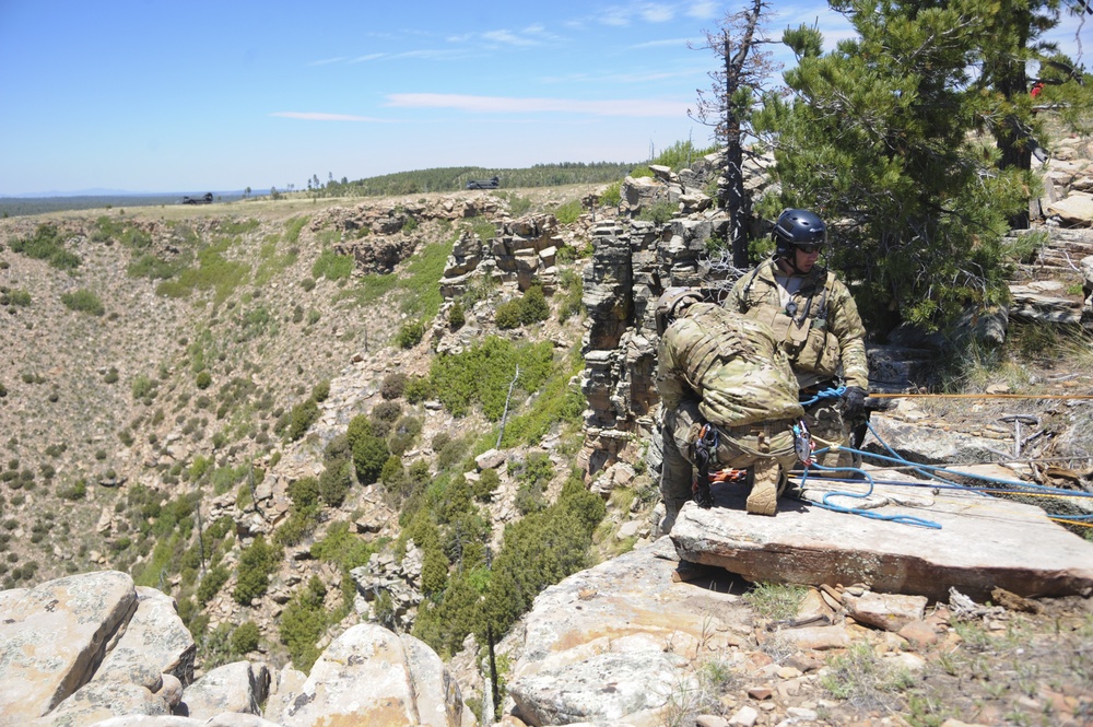 Angel Thunder 2015: Interagency high angle rescue