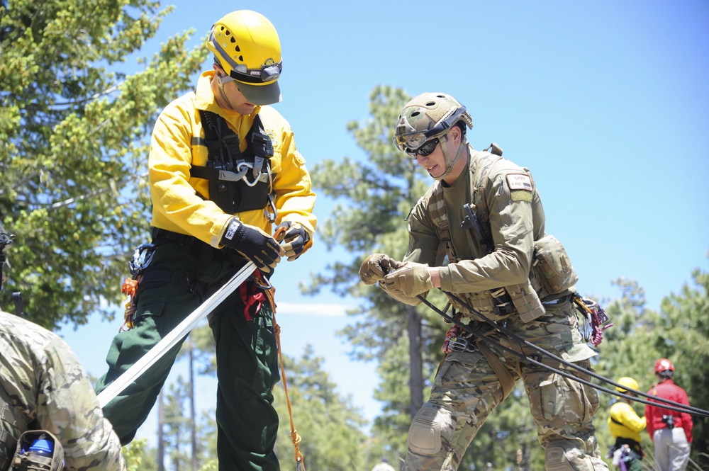 Angel Thunder 2015: Interagency high angle rescue