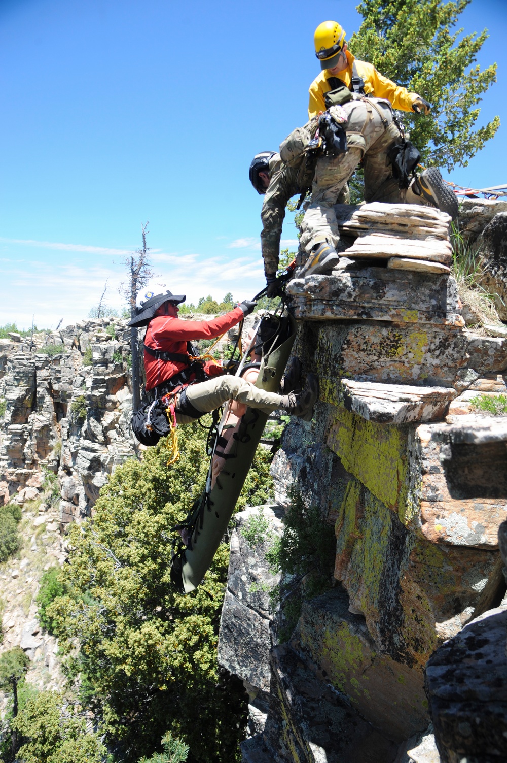 Angel Thunder 2015: Interagency high angle rescue