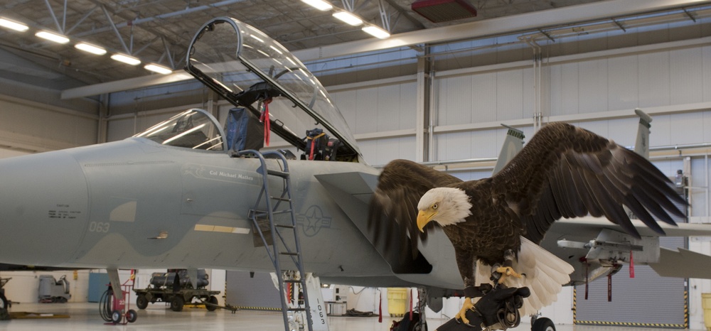 ‘Challenger’ visits Nellis Air Force Base Airmen, families
