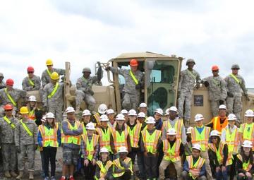 555th Engineers sponsor school field trip