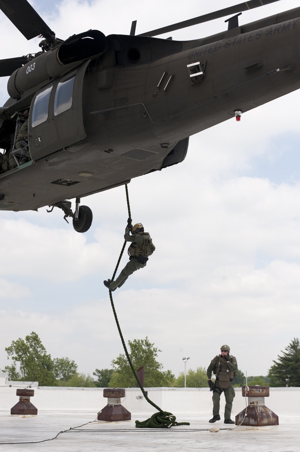 Indiana National Guard and State Police train together