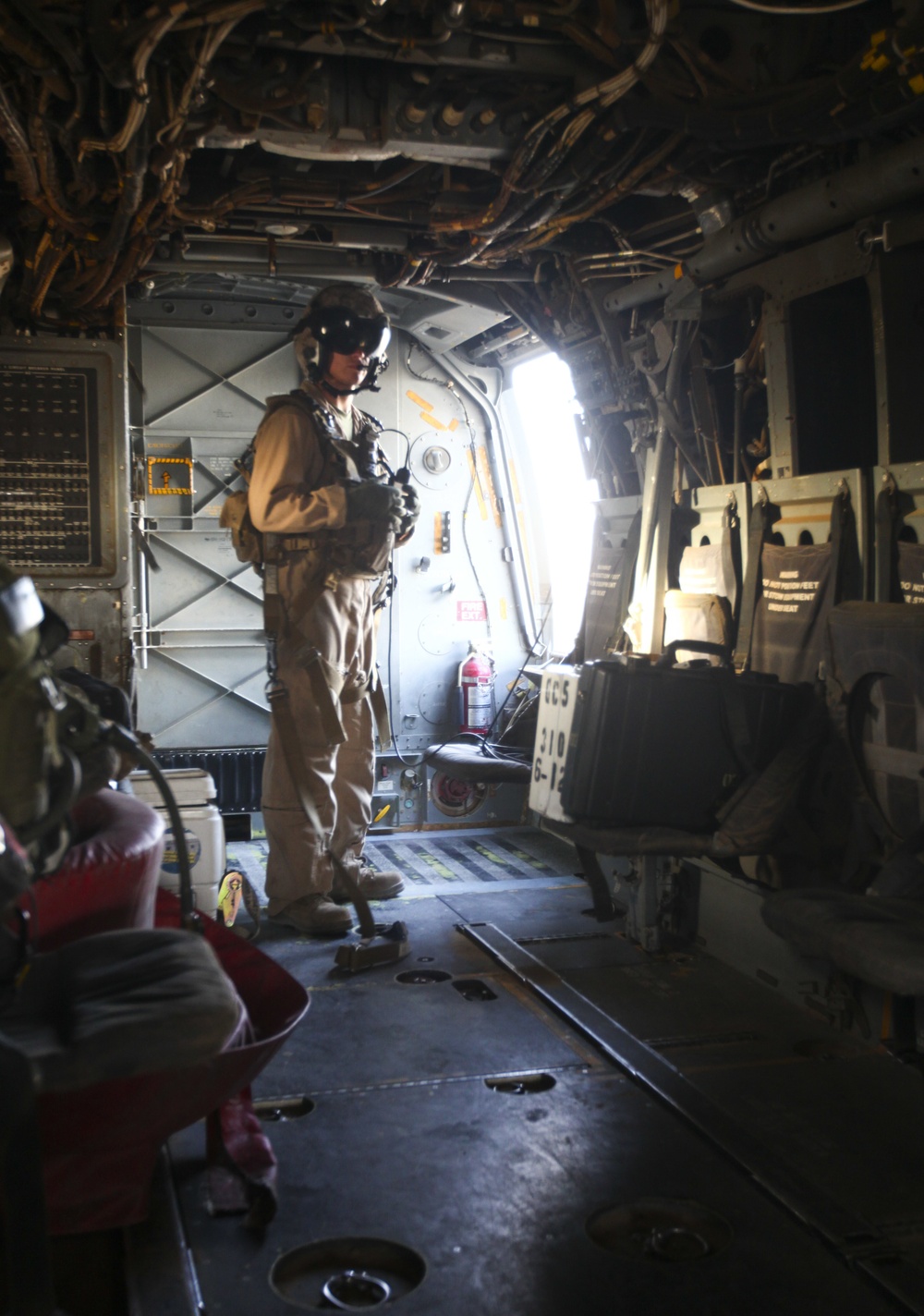 U.S. Marines, U.S. Army Soldiers Practice MV-22 External Cargo Lifts