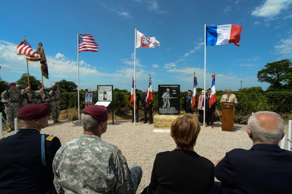 Normandy gathers to remember heroes