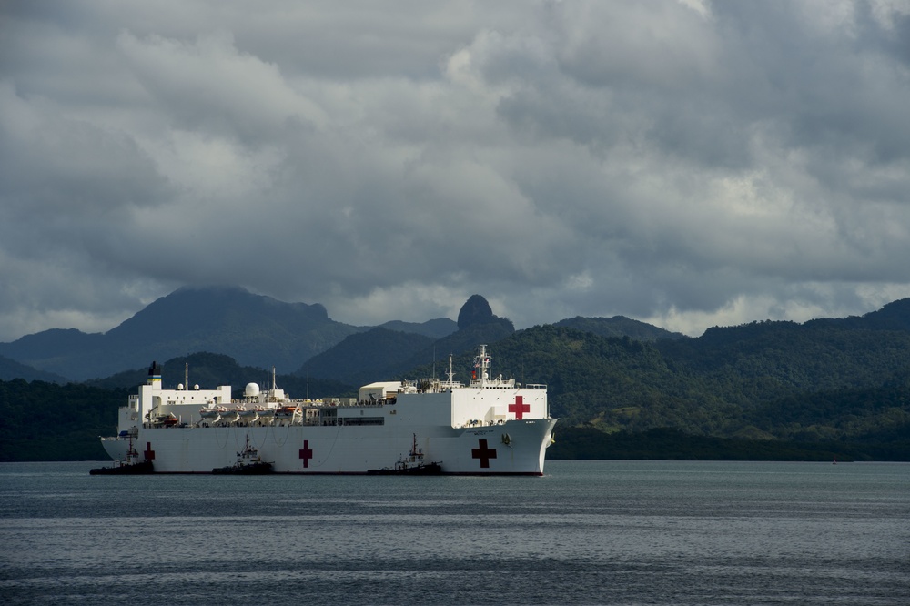 USNS Mercy arrives at Suva, Fiji