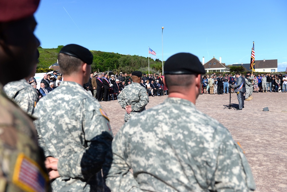 Allies honored for their role in liberation of France at Sainte Laurent ceremony