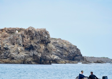 Mabus visits San Clemente Island