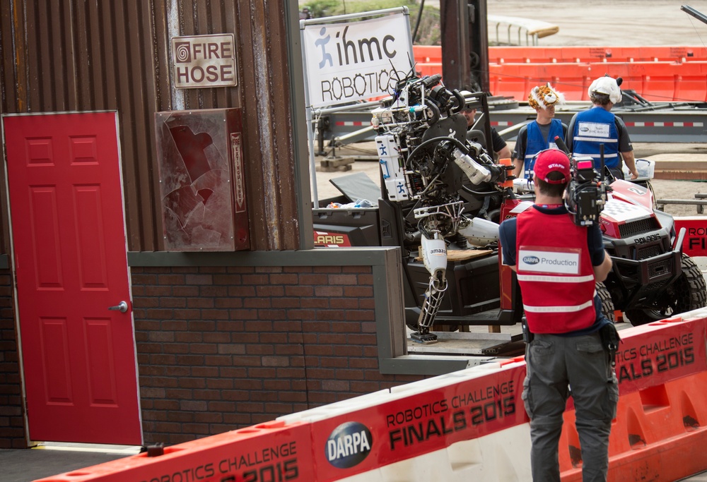 2015 DARPA Robotics Challenge