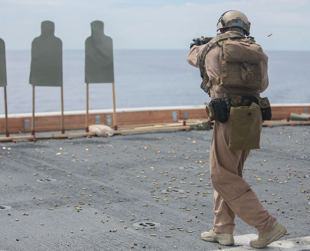 DVIDS - Images - 15th MEU Maritime Raid Force fire weapons on the ...